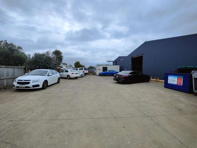 Unit 9 and 12, 146-152 Collins Road Melville_2