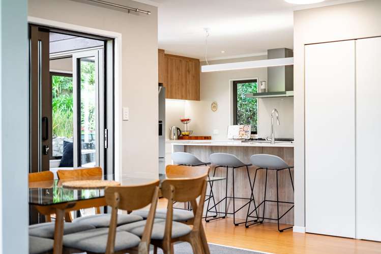 21 Gaya Grove Ngaio_8