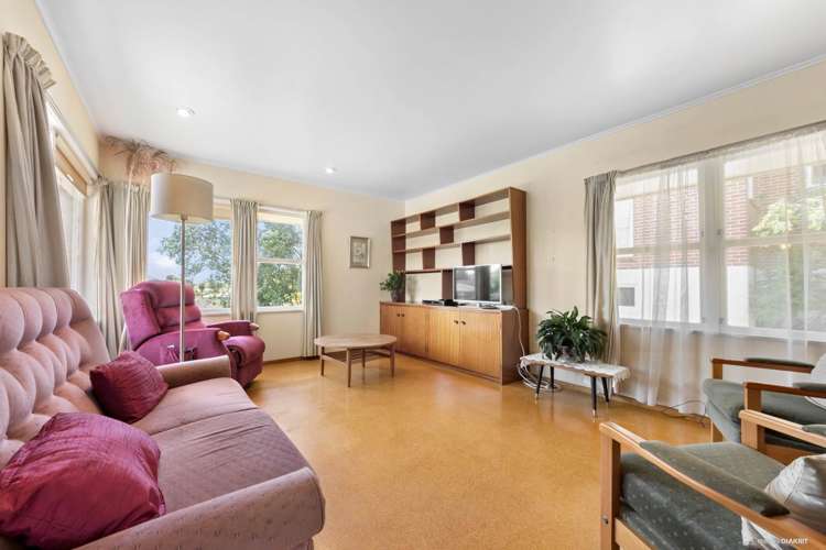 16 Exminster Street Blockhouse Bay_18