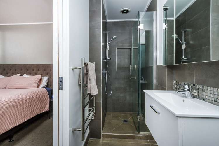 43 Arthur Street Riverhead_13