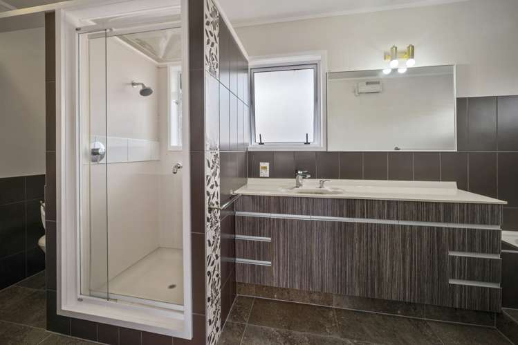 25 Kerswell Terrace Tihiotonga_17