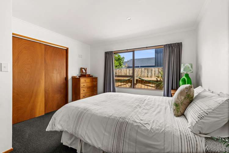 2/5 Forward Street Greenmeadows_11