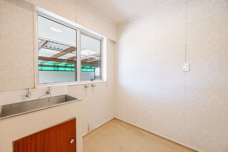 16 Anderson Road Taradale_10