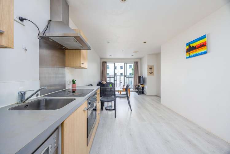 311/8 Ronayne Street_2