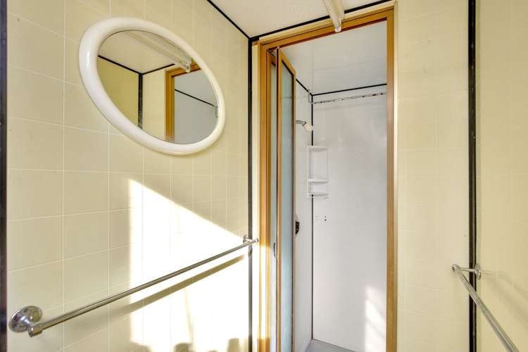 83 Pacific Drive Southbridge_5