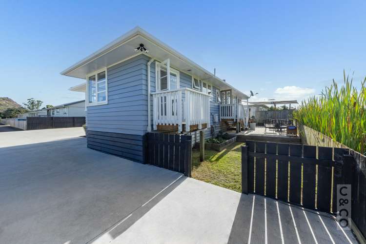 15a Springs Road Parakai_18