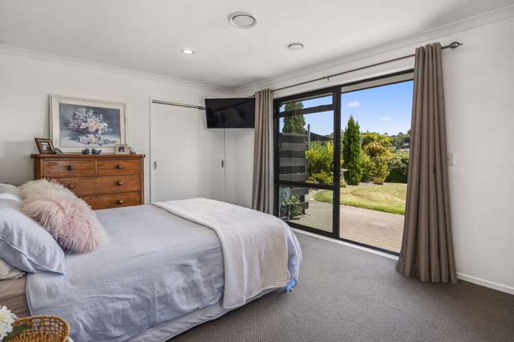 71 Loch Views Road Acacia Bay_13