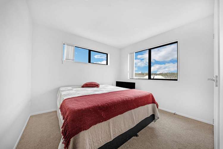 12/60 Kelman Road Kelston_16