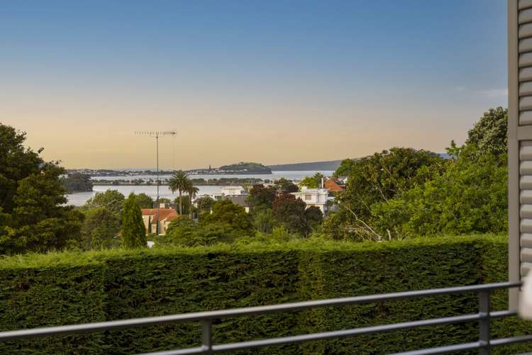 42 Arney Crescent Remuera_24