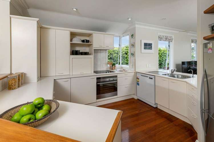 31 Matipo Road Mairangi Bay_10