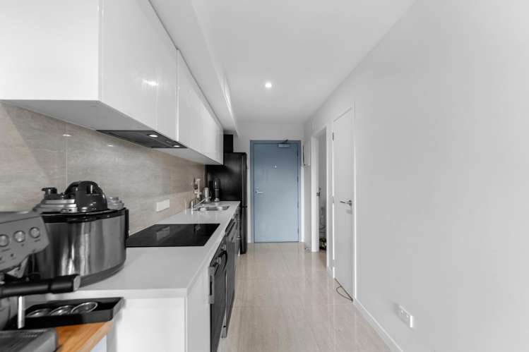 111/8 Gray Avenue_1