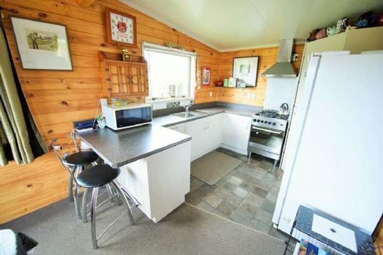 12 Burns Street Owaka_8