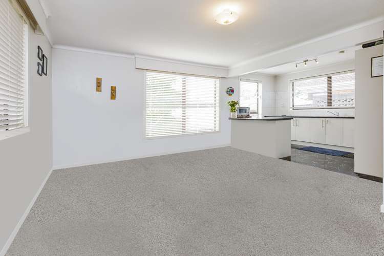 2/5 Norfolk Place Papatoetoe_16
