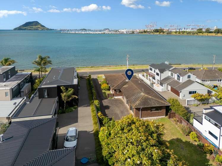 18 and 18A Harbour Drive Otumoetai_24