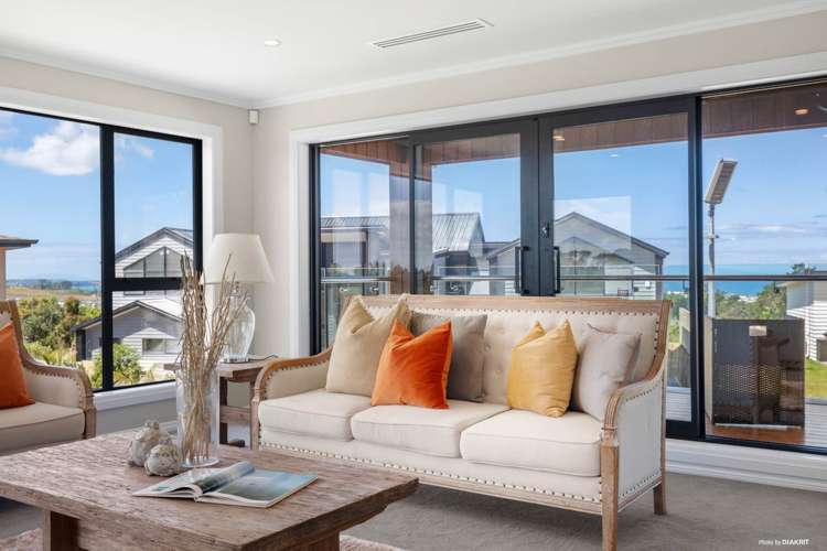 1 Taku Close Long Bay_10