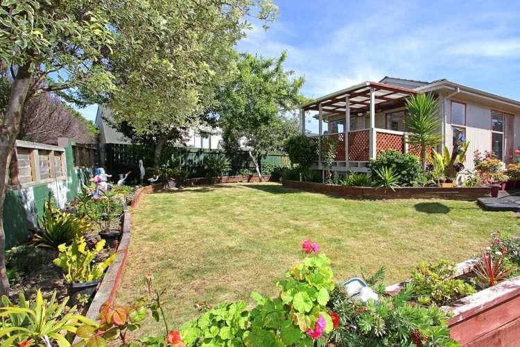 29 Kelman Road Kelston_1