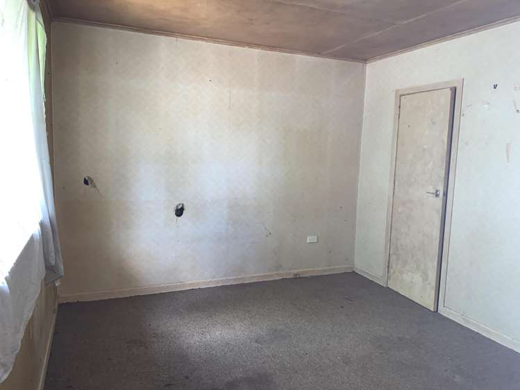 16 Parrs Cross Road Henderson_5