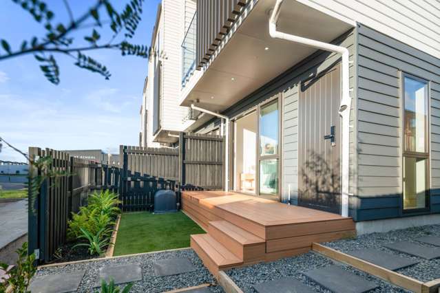 5A Coast Garden Drive Hobsonville_4