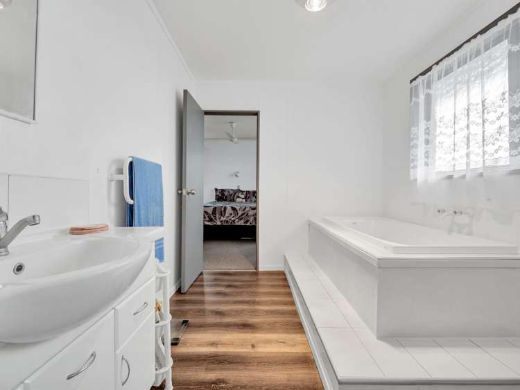 2 Arohanui Street Huntly_16