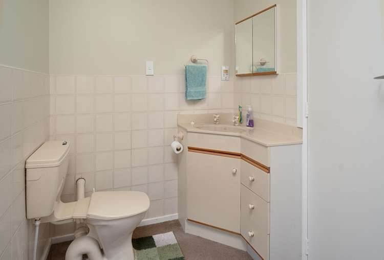 399 Yaldhurst Road Russley_11