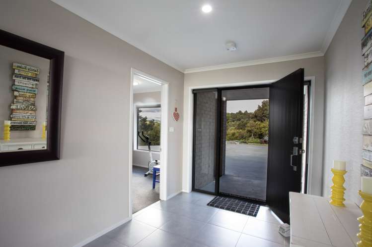 26 Sunrise Place Cable Bay_20