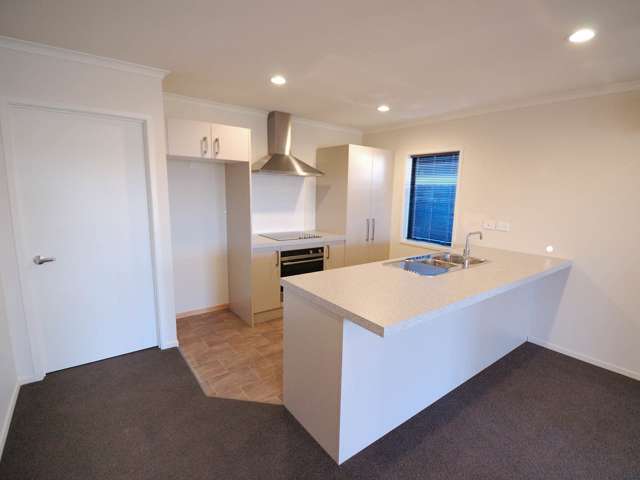 30 Skyhawk Road Wigram_2