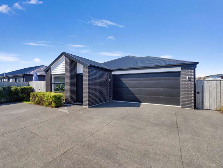 22 Perendale Street_0