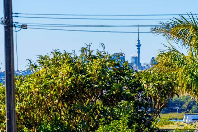 1 Fowey Avenue Te Atatu South_14