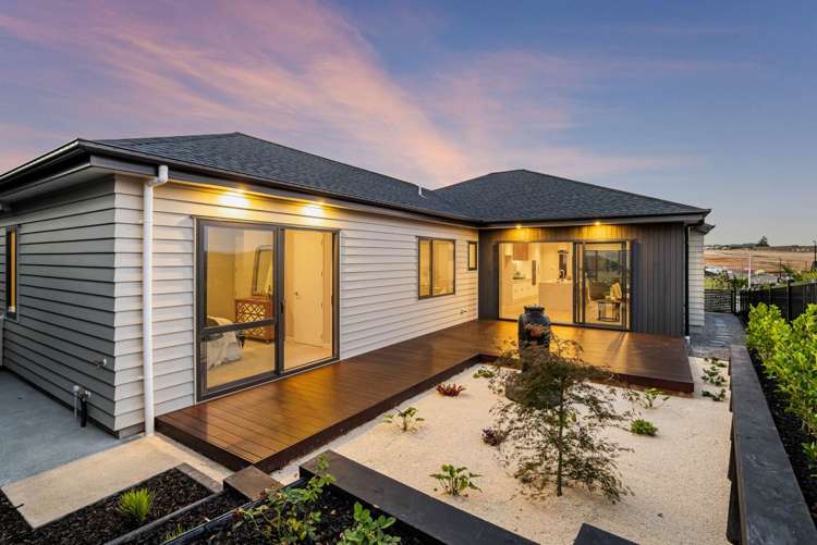 17 Tukutata Crescent_3