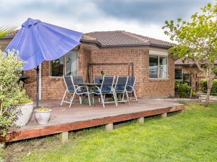 27 Delta Mews Place Clive_9