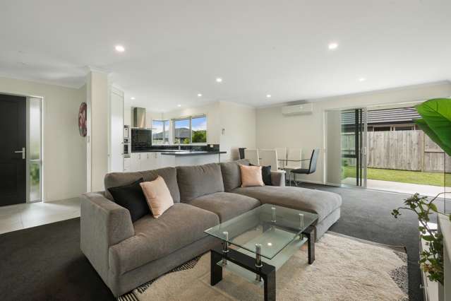 8 Eastbank Drive Katikati_1