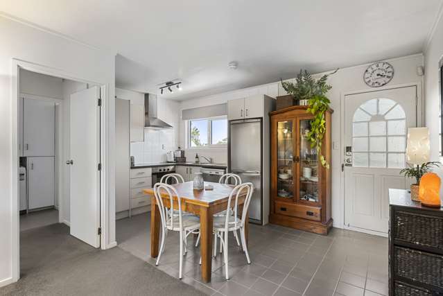 8/5 Orakei Road Remuera_3