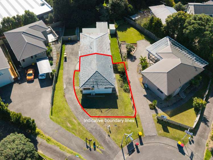 1/20 Celeste Place Totara Vale_19