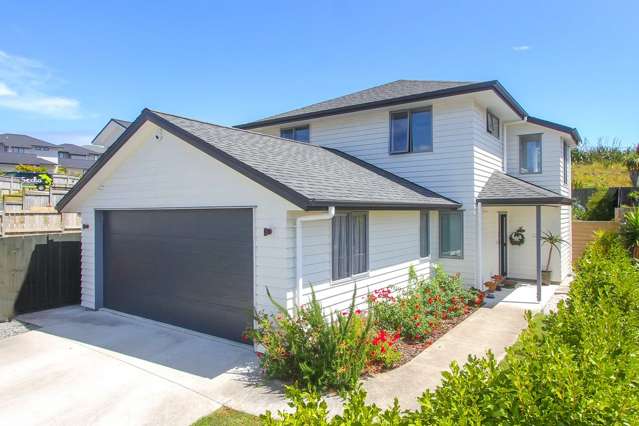 61 Maylee Crescent Gulf Harbour_1