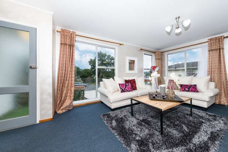 15 Kelman Road Kelston_12