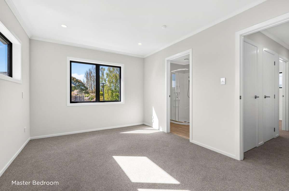 1 and 2/23 Wymer Terrace_2