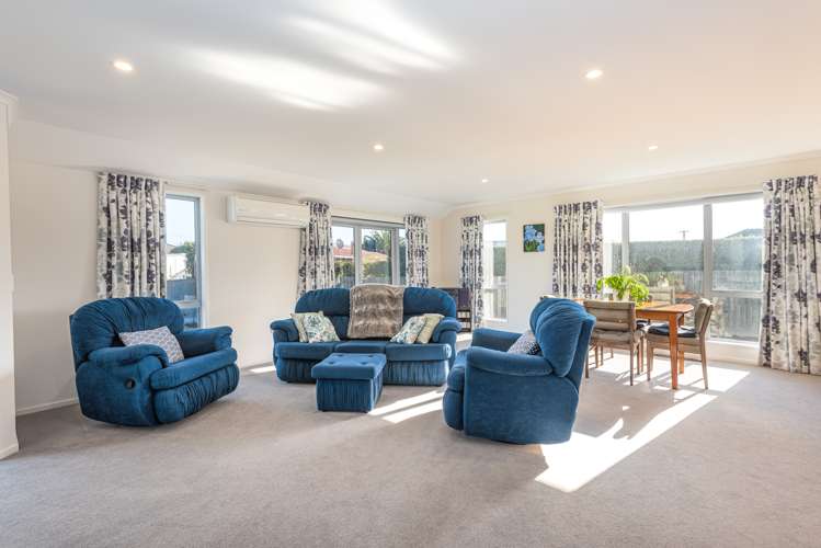 27 Landy Street Dallington_20