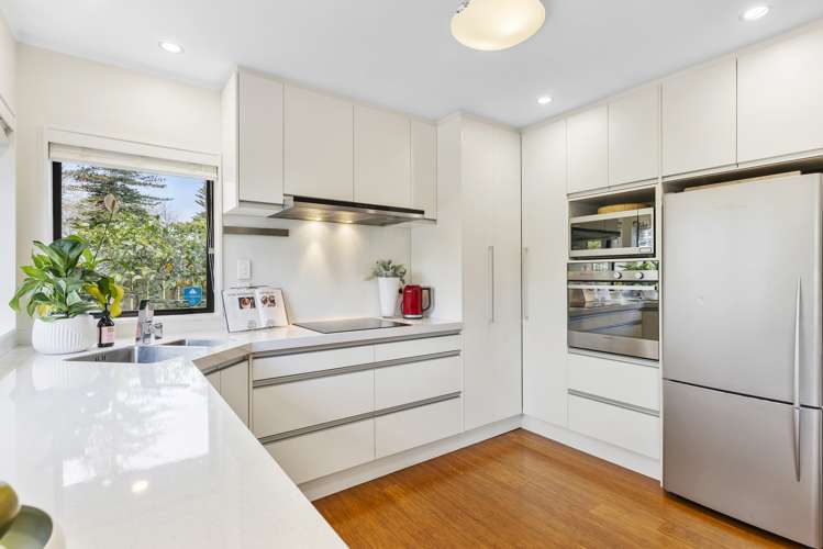 2/6 Summermist Drive Northpark_10