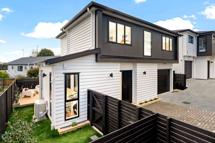 Lot 2/10 Mira Place Windsor Park_12