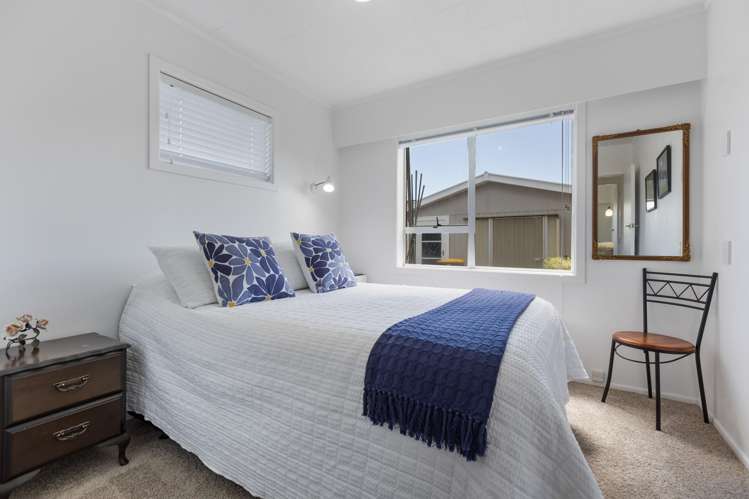 1/6 Webster Street Westown_6