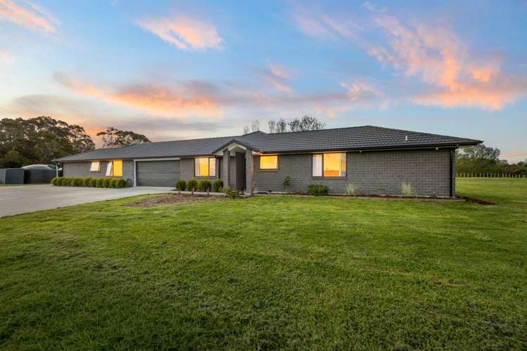 1347 State Highway 16 Waimauku_4