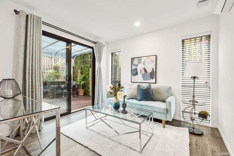 21 Coroglen Avenue Birkenhead_7