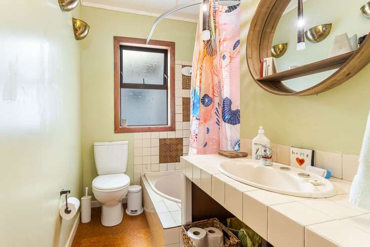 83 Wood Bay Road Titirangi_13