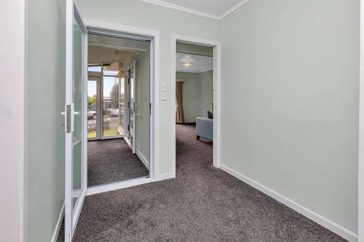 6 Tui Crescent Maunu_3