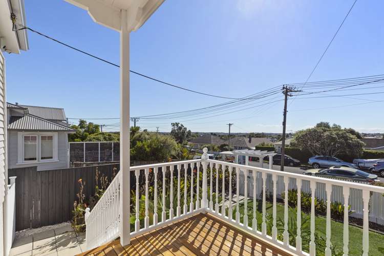 29 Aramoana Avenue Devonport_8