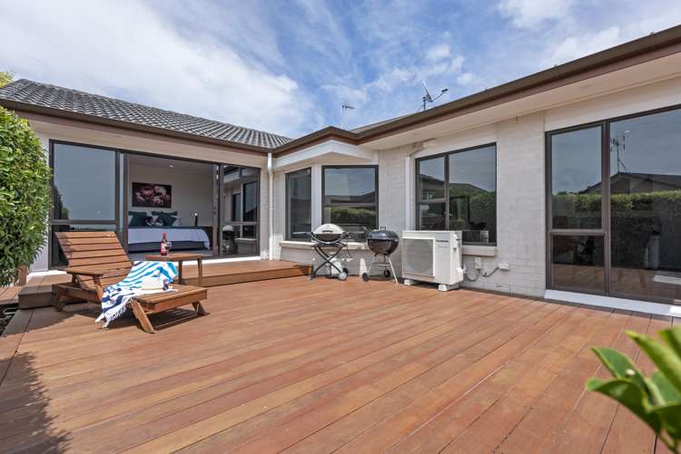 2 Gillard Place Eastern Beach_7