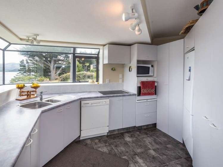 1 School Road Robinsons Bay_17