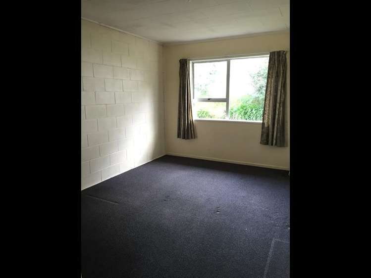 40unit Station Road Paeroa_0