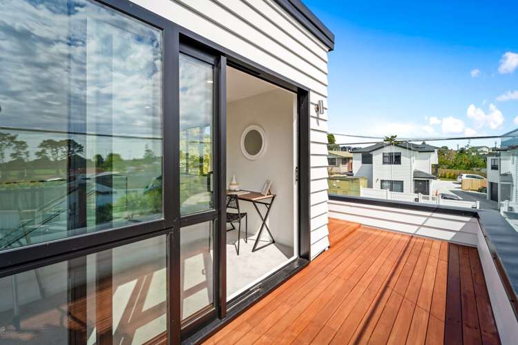 30 Windermere Crescent Blockhouse Bay_17