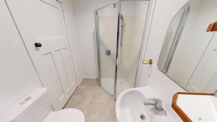 140E Anzac Parade 1236_11